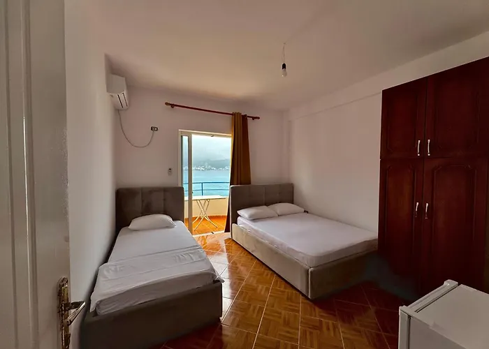 Room With Amazing Sea View